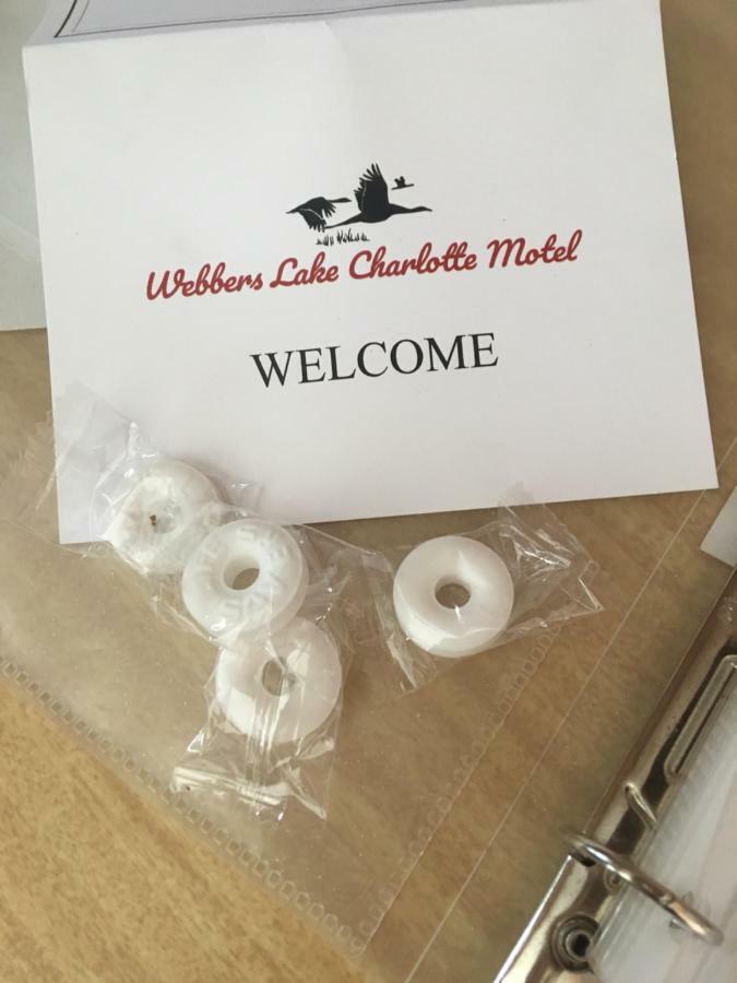 Webbers Lake Charlotte Motel Queen And Double Bed Buitenkant foto